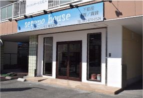 店舗外観