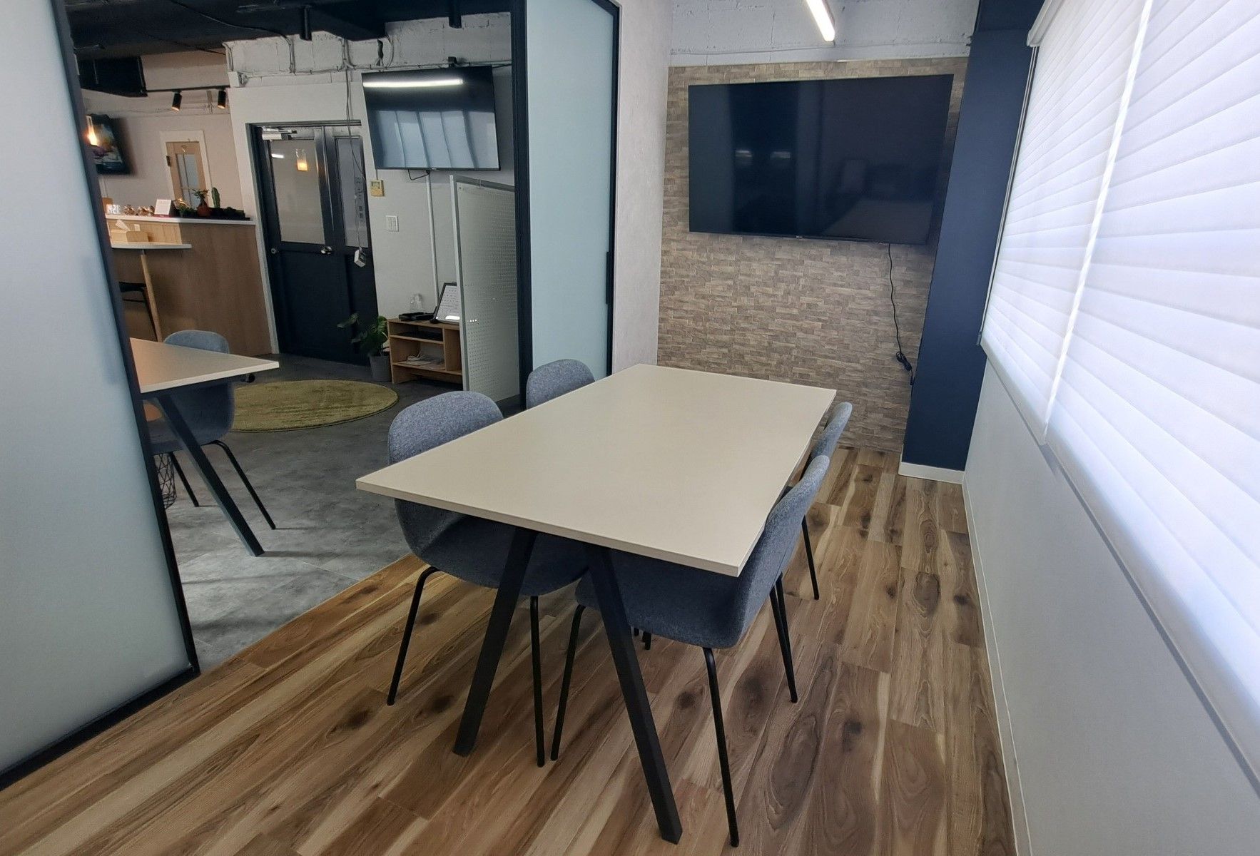 店内　接客スペース