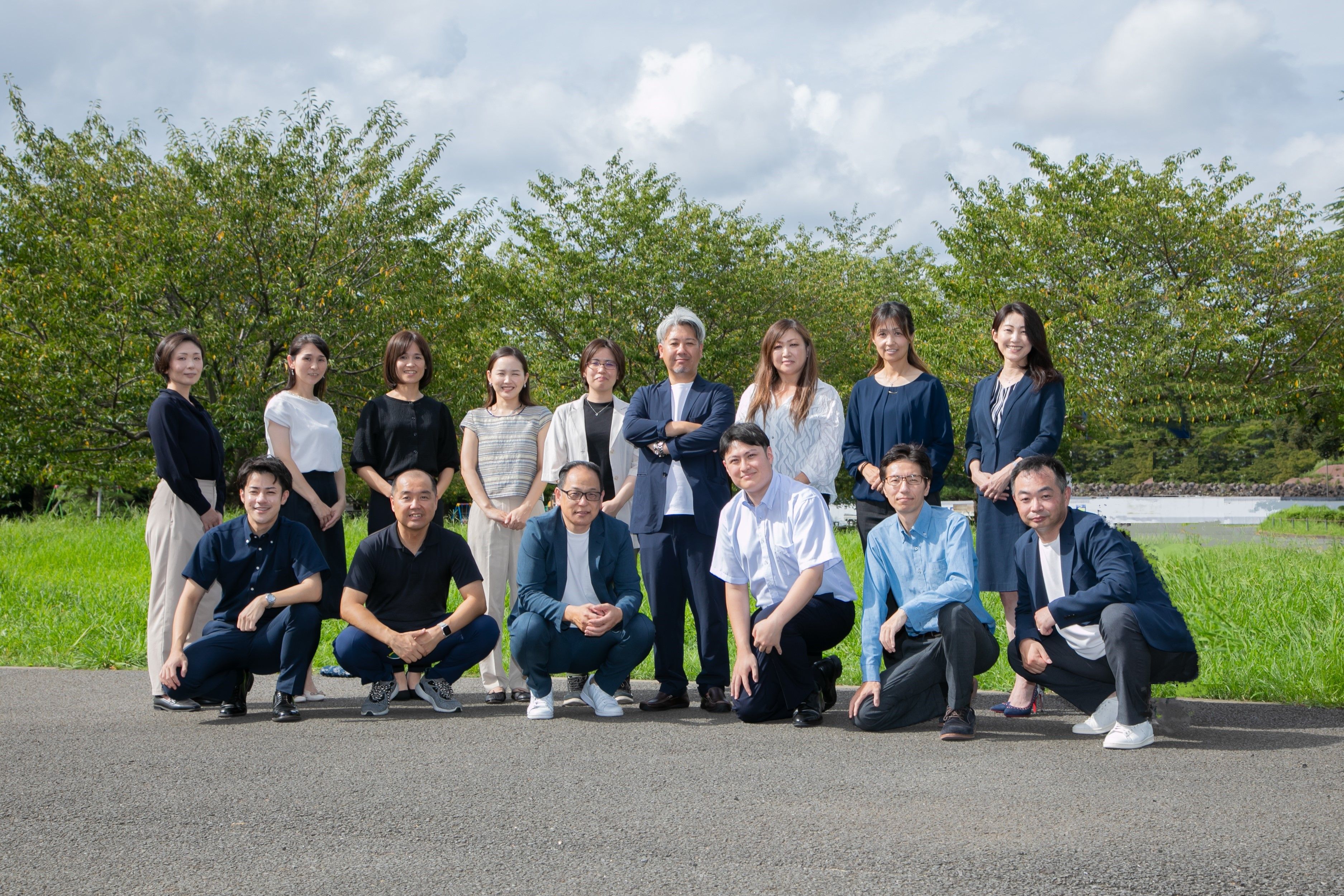 スタッフ一同　（2023年9月撮影）