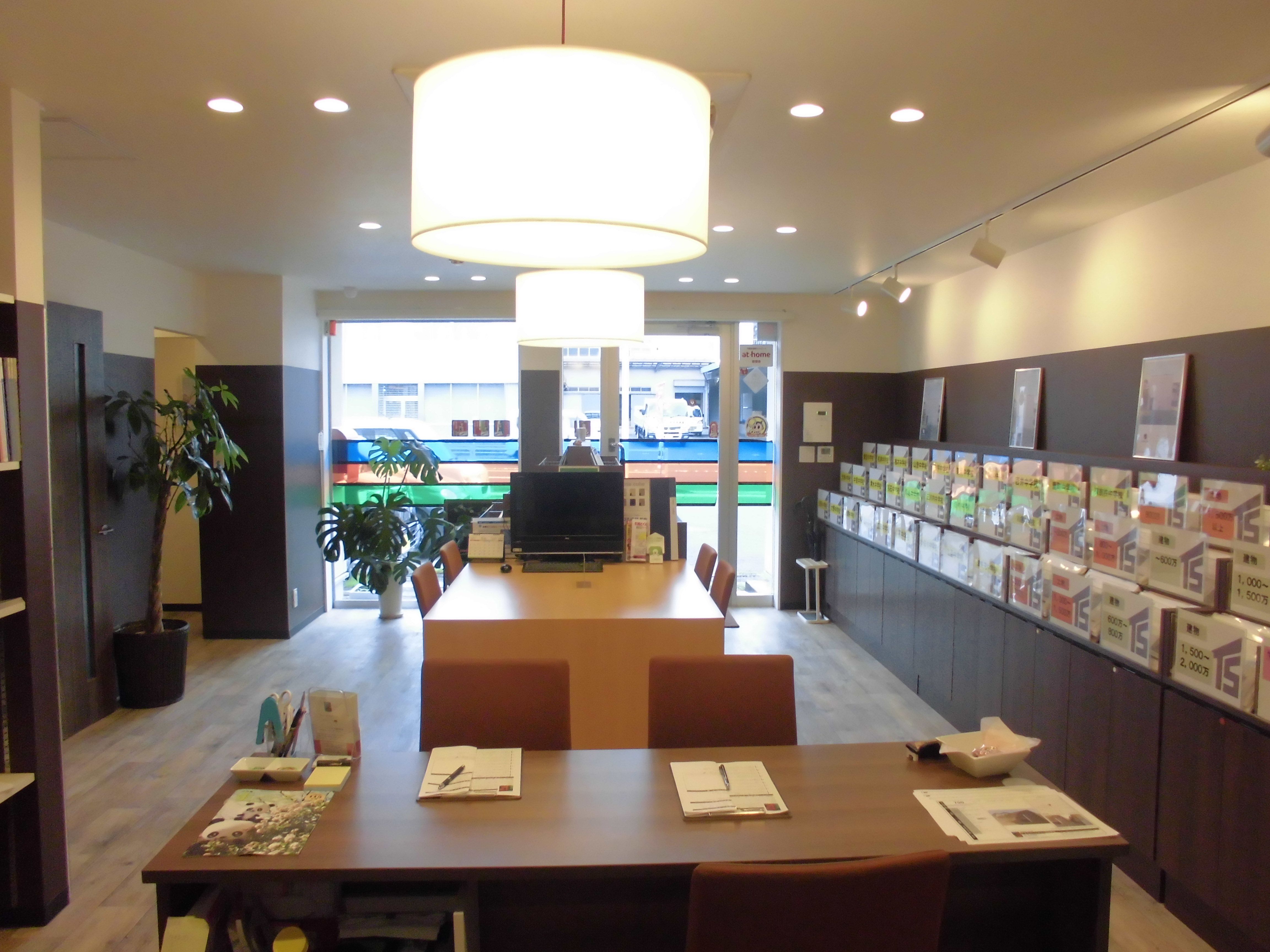 1階応接室。キッズスペースもあります。