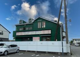 店舗外観(巡礼街道石原交差点すぐ)