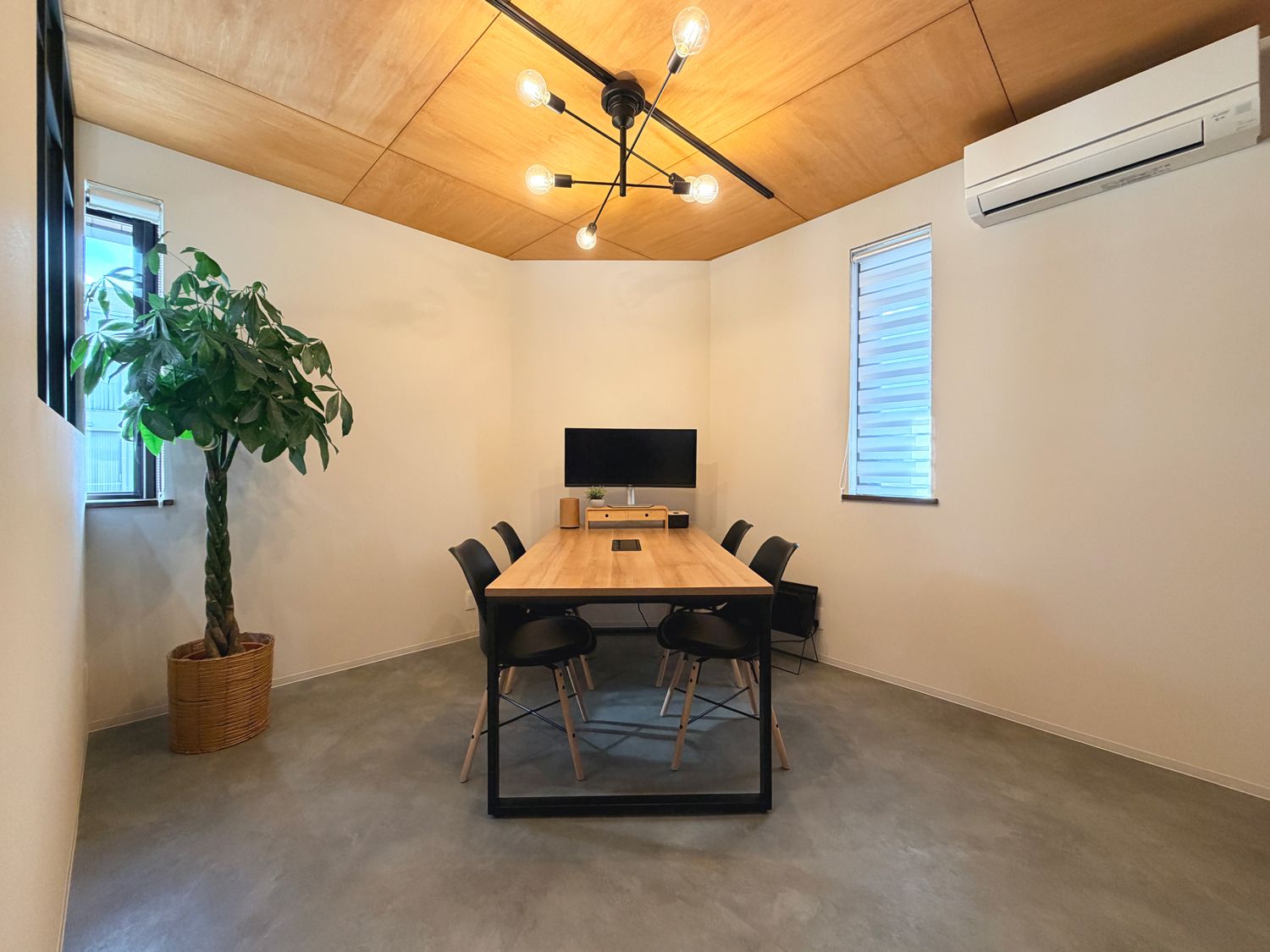 宇都宮本店・打合せルーム