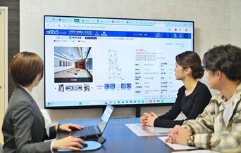 スタッフの様子