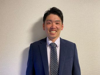 担当者 代表 鈴木翔也