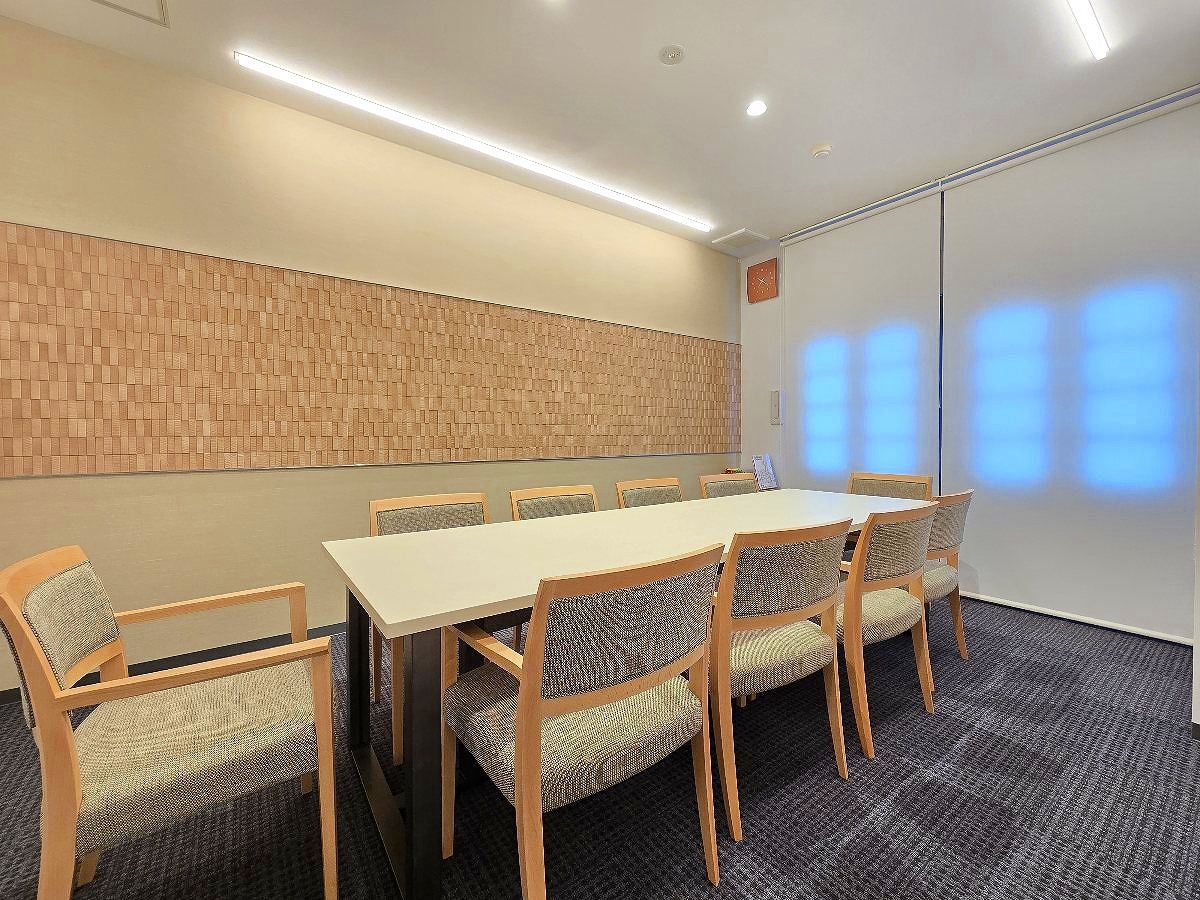 三田営業所　店内写真