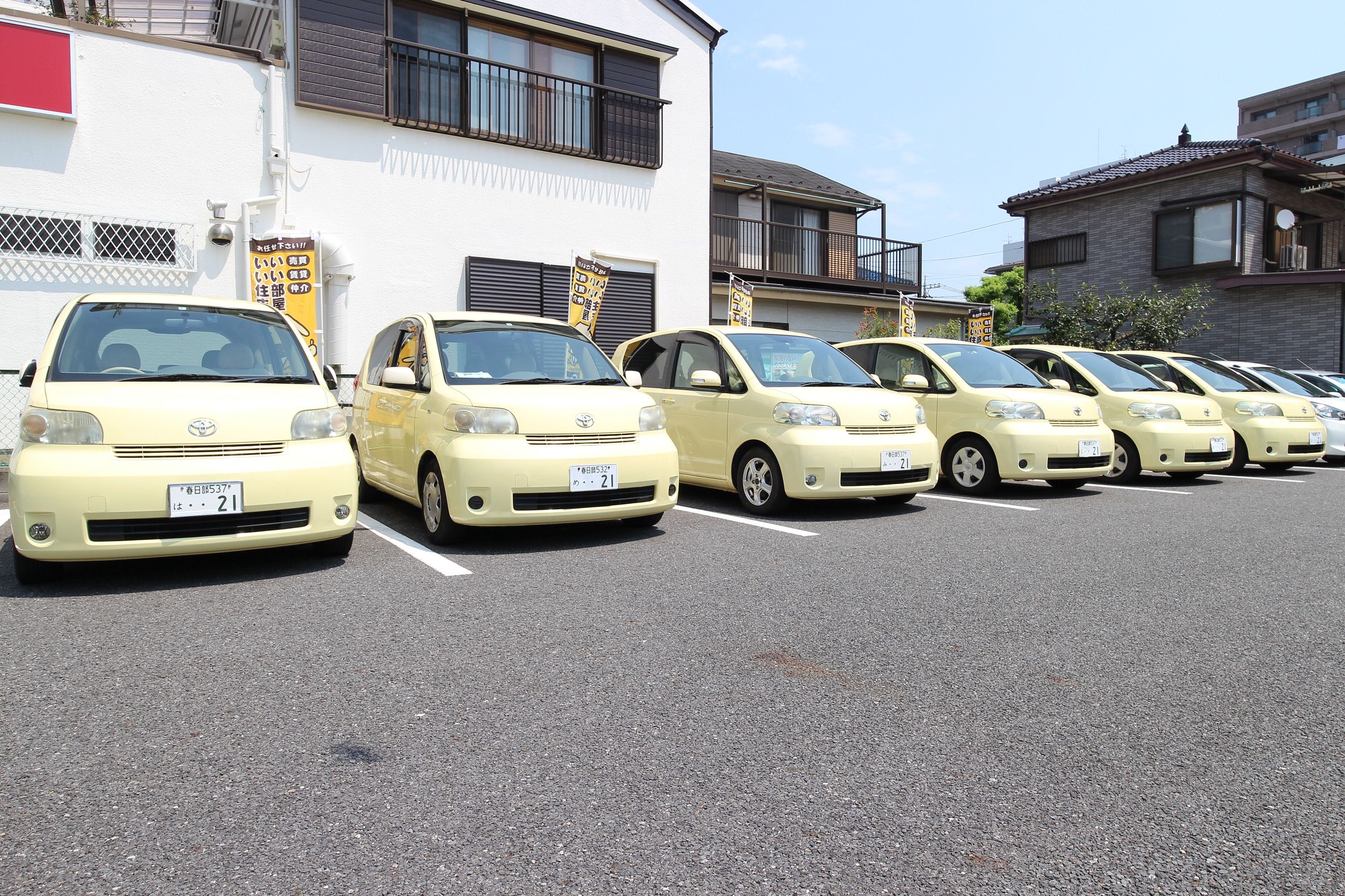 お客様専用駐車場【５台】