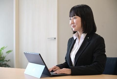 西口 眞央