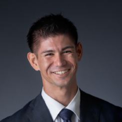 石山剣マキシム