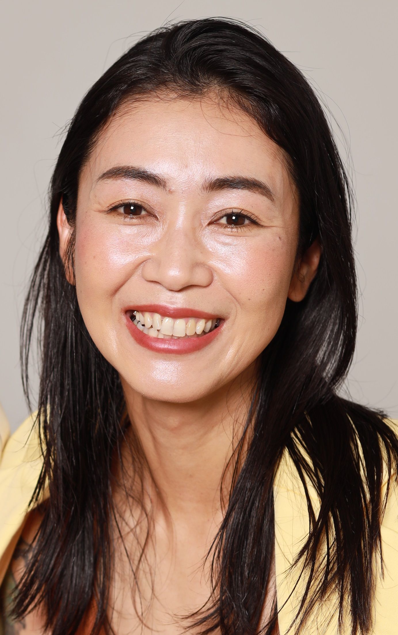 内山智美