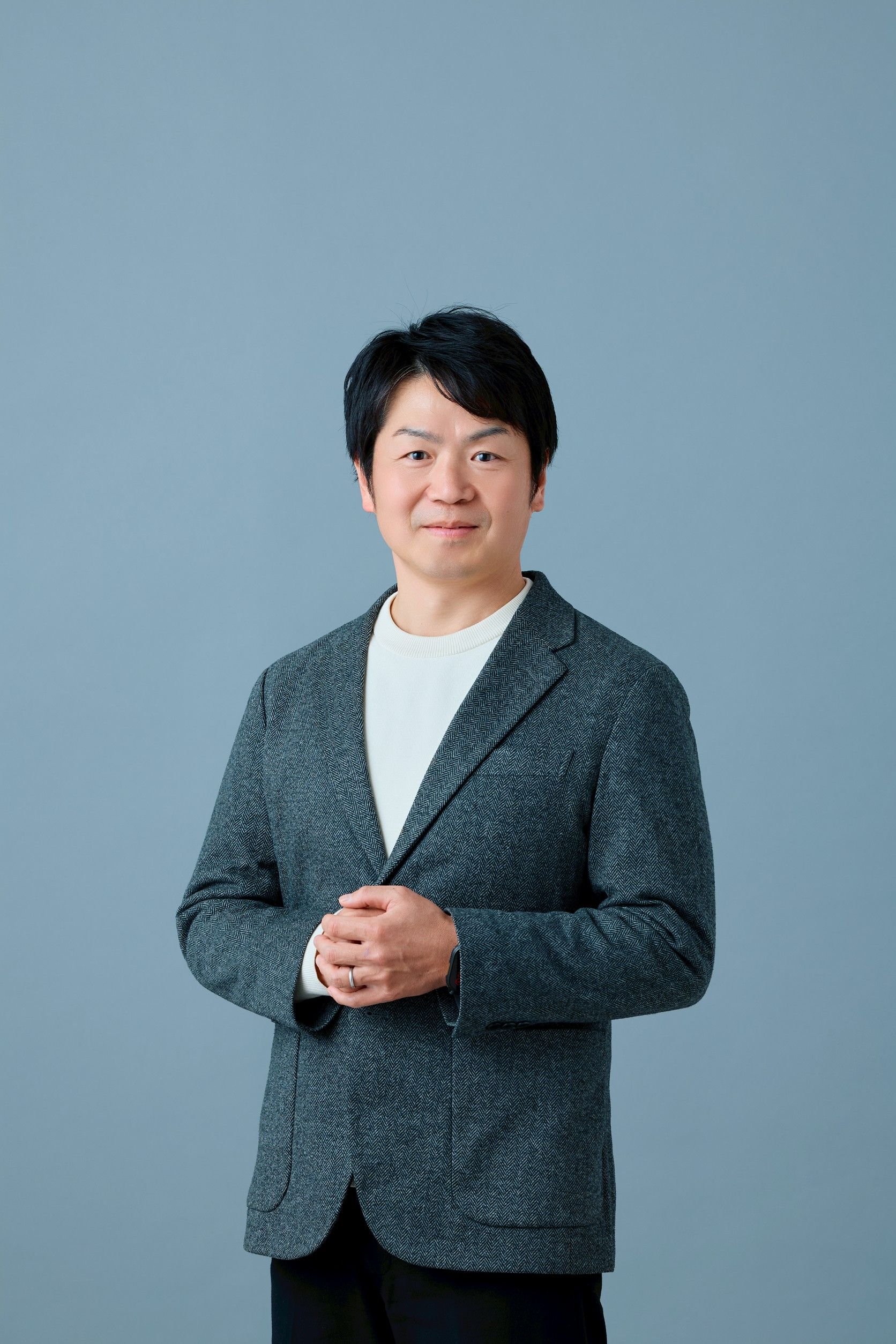 東享志