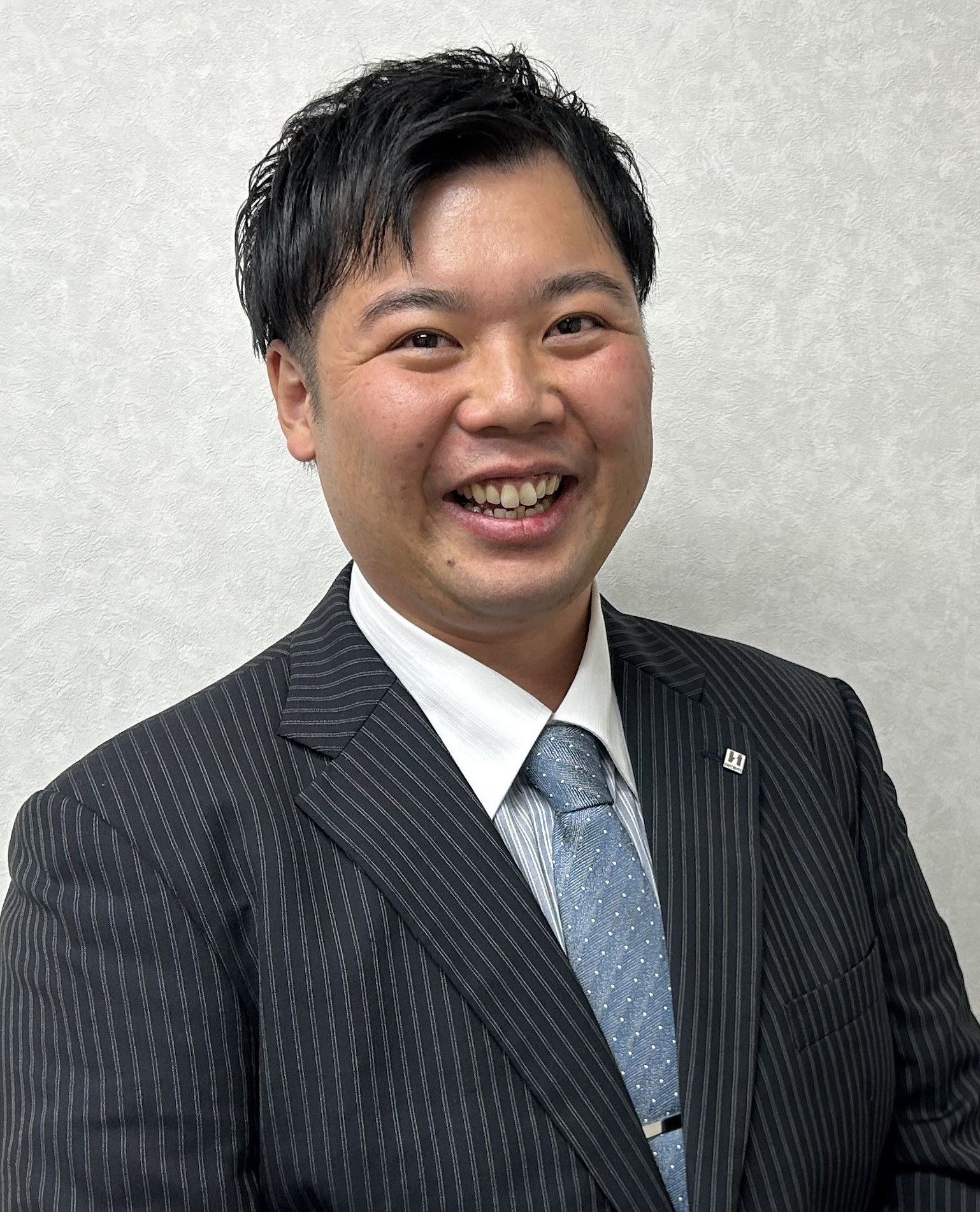 有髙諒一