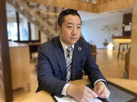 田代啓三